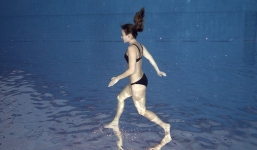 Không cần khả năng đặc biệt, bạn vẫn có thể đi được trên mặt nước