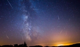 Hồi hộp đón xem trận mưa sao băng lớn nhất nhì trong năm 2015