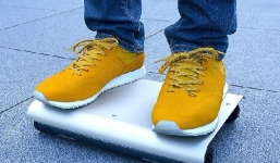 Xe siêu nhỏ nhét vừa trong ba lô đầu tiên trên thế giới