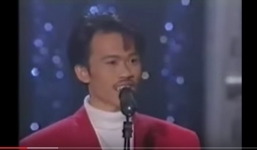 Video: Hoài Linh diễn hài 'độc' trên sân khấu 20 năm trước