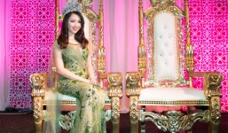 Hoa hậu Jennifer Chung khoe vẻ đẹp lộng lẫy với váy dạ hội