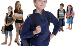 10 cách để phát triển lòng tự trọng của trẻ