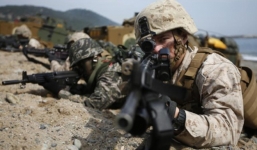 Triều Tiên dọa tấn công Nhà Trắng bằng vũ khí 'siêu chính xác'