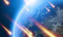 Video: Cận cảnh mưa sao băng Perseid rực rỡ nhất năm 2015