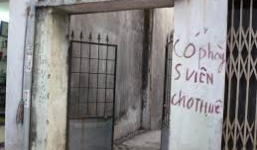 Cô gái chết thảm trong nhà vệ sinh, nghi tự phá thai