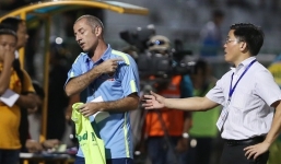 HAGL bất ngờ thay HLV Guillaume Graechen