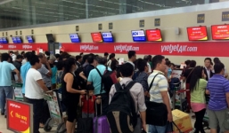 Hành khách bị phạt 7,5 triệu đồng vì xé rách áo nhân viên hàng không