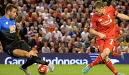 Liverpool thắng tân binh Bournemouth nhờ bàn thắng tranh cãi