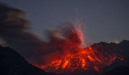 Núi lửa Sakurajima Nhật Bản sắp 'thức giấc', đe dọa mạng sống 600.000 người