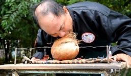 Video: Cao thủ chưởng môn với những tuyệt kỹ “kinh dị”