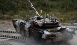 Video: Xe tăng Nga phô diễn uy lực, 'đè bẹp' TYPE 96A của Trung Quốc