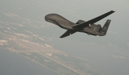 Mỹ tăng cường dùng UAV do thám Biển Đông