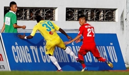 Cầu thủ từng đánh nhau với Samson bị treo giò đến hết V-League 2015
