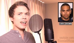 Chàng trai sở hữu giọng hát của 15 danh ca thế giới