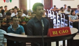 Rủ nhau cướp tiền tỷ, hai tên côn đồ lĩnh án