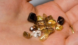 Nơi nhặt kim cương thoải mái không mất tiền