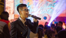 Vũ Cát Tường hát 'Tình thôi xót xa' chiều khán giả Hà Nội