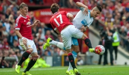 Video Highlights: MU bị 'Chích chòe' cầm hòa ngay tại Old Trafford