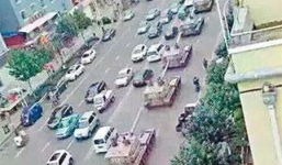 Trung Quốc điều xe tăng, xe bọc thép áp sát biên giới Triều Tiên