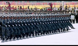 Video: Trung Quốc tổ chức duyệt binh lớn nhất lịch sử