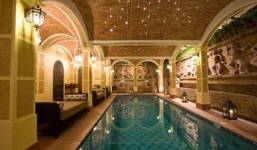 Đọ những căn biệt thự xa hoa của showbiz Việt