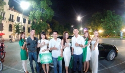 Hot girl Hà Nội hào hứng với chiến dịch 'Thành phố thế giới trong tay bạn'