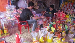 Sản xuất hàng mã thu nhập gần 1 tỷ đồng mỗi năm