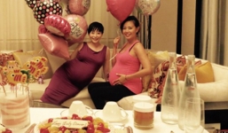 Hoa hậu Trung Quốc khoe bụng bầu 8 tháng