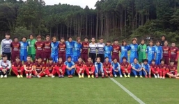  ĐT nữ Việt Nam đánh bại tuyển nữ trường ĐH Shizuoka Sangyo tại Nhật Bản