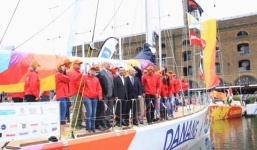 Thuyền buồm Đà Nẵng-Việt Nam tham gia cuộc đua vòng quanh thế giới