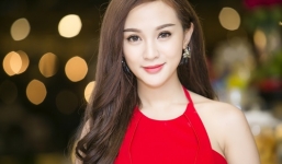 Kelly gợi cảm trên thảm đỏ ra mắt phim