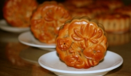 Bánh trung thu handmade: Cẩn thận nguyên liệu không nguồn gốc