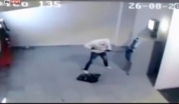 Trộm gài thuốc nổ công phá máy ATM để cướp tiền