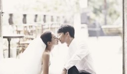 Nữ diễn viên phim Dong Yi hé lộ ảnh cưới và thiệp mời