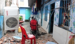 Bé gái 8 tháng tuổi bị bồn nước 1.500 lít đè tử vong