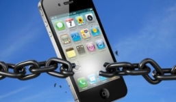 225.000 tài khoản Apple bị hack do jallbreak