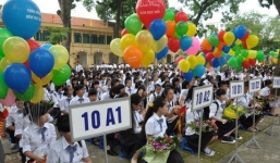 Sáng nay, học sinh trên cả nước khai giảng năm học mới