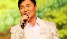 Quang Linh hát một bài mua được 4 căn nhà mặt tiền