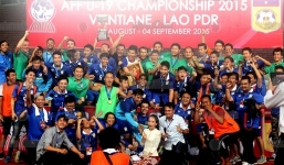 Bóng đá Thái Lan 'xưng bá' khu vực Đông Nam Á