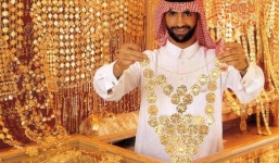 Nơi tiêu tấn vàng/năm, dát vàng lên quần áo, biệt thự