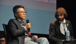 Con gái GS Ngô Bảo Châu từng chui vào gầm bàn vì... Toán