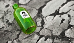 Trung Quốc: Nữ sinh trung học đầu độc 20 bạn cùng lớp