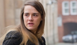 Yêu nhau 2 năm, cô gái sốc khi phát hiện bạn trai là con gái