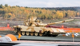 Choáng ngợp dàn vũ khí hoành tráng của Nga tại RAE-2015