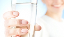 Những công dụng tuyệt vời của nước lọc vào buổi sáng