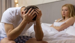 Chết lặng khi nhận món quà cay đắng vợ gửi