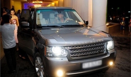 Tài sản kếch xù của siêu mẫu có đôi chân dài 1m12