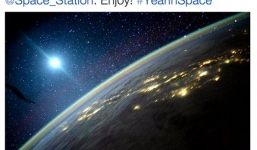 NASA 'muối mặt' vì nhầm lẫn Mặt Trăng thành Mặt Trời