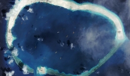 Trung Quốc thừa nhận đang xây đường băng ở bãi đá Vành Khăn