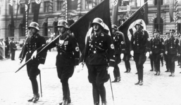 Lính Đức Quốc xã dùng ma túy đá để hưng phấn khi xung trận